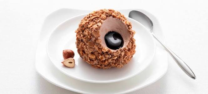 0179 Hazelnut Tartufo